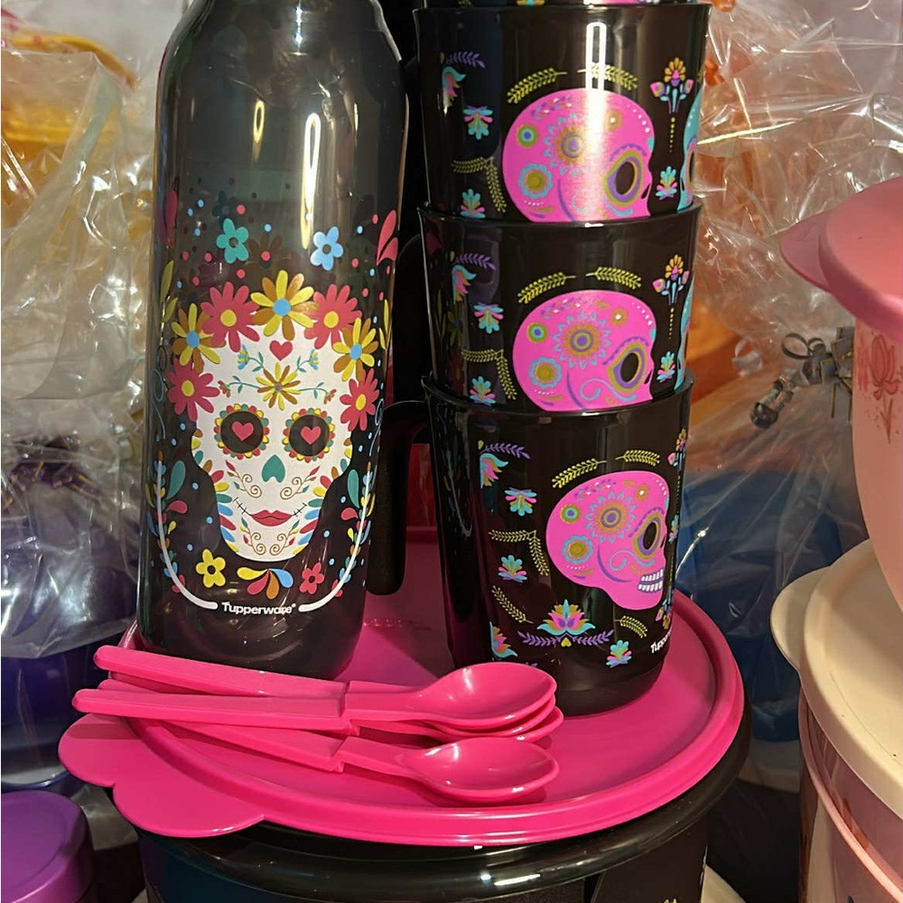 Tupperware Floral Skull Bottle and Cup Set with Pink Spoons